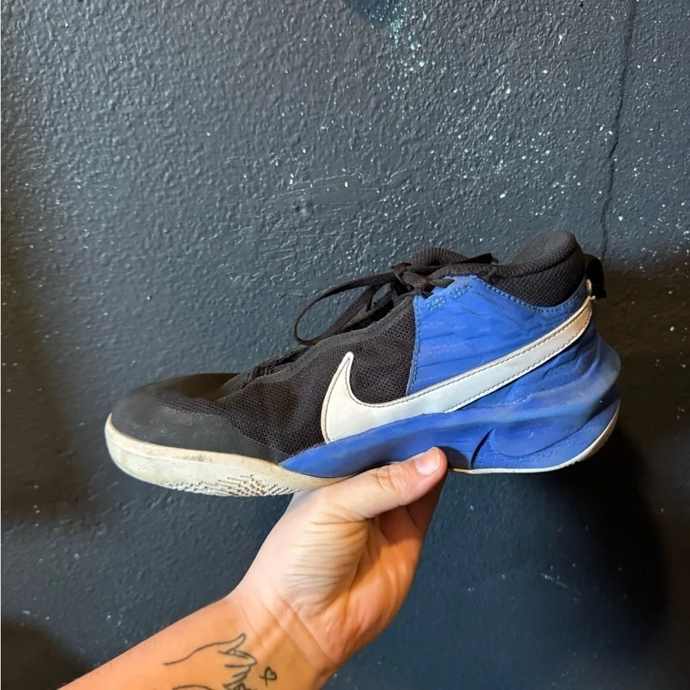 Nike Hustle D Black and Blue Athletic Basketball Sneakers
